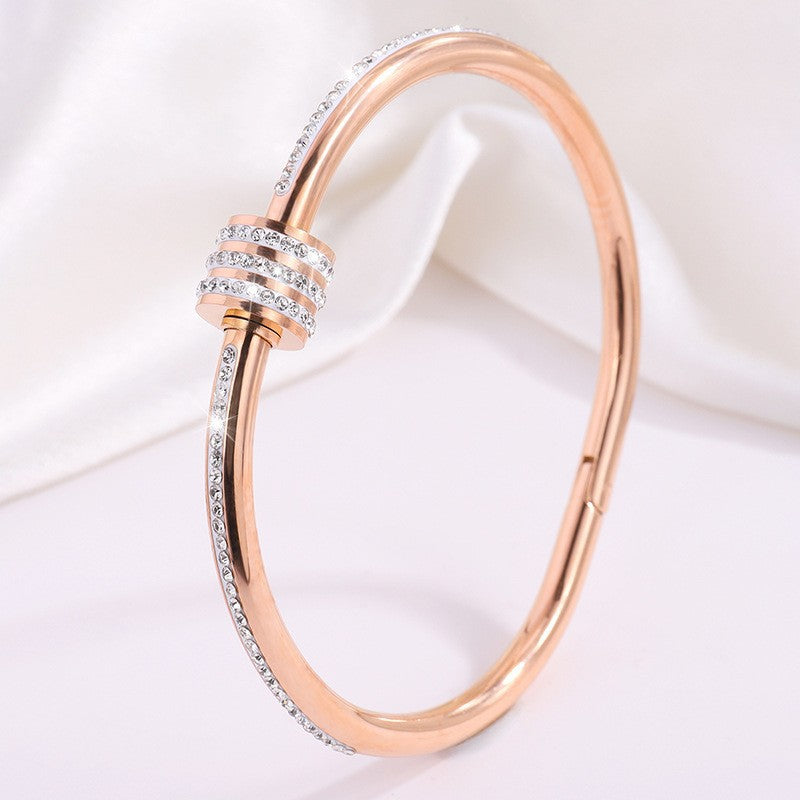 Gold/silver Plated Titanium Steel Fashion  design Bangle