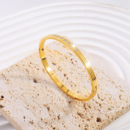 Gold/silver Plated Titanium Steel Fashion  design Bangle