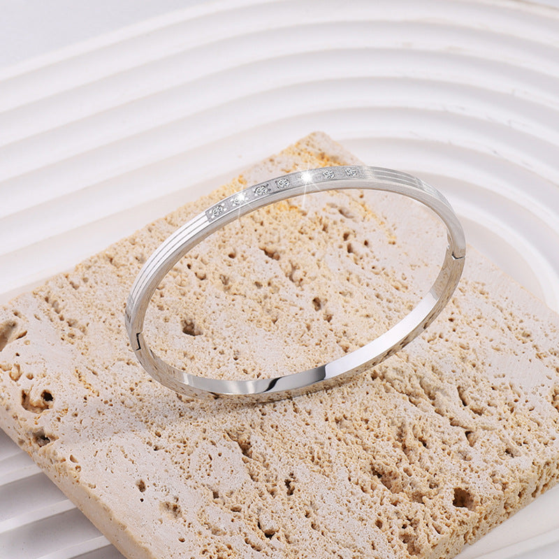 Gold/silver Plated Titanium Steel Fashion  design Bangle