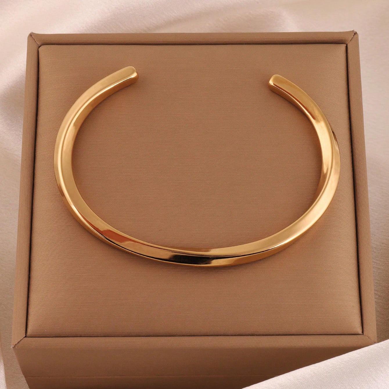 Gold/silver Plated Titanium Steel Fashion  design Bangle